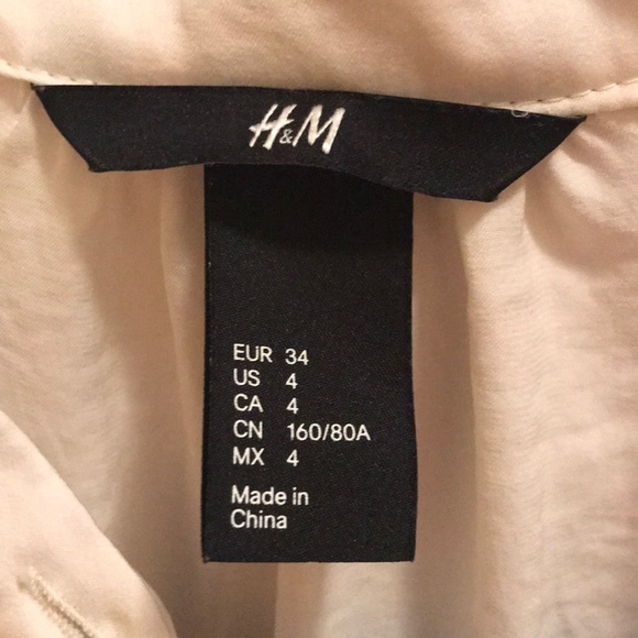 H&M blouse - Picture 2 of 3